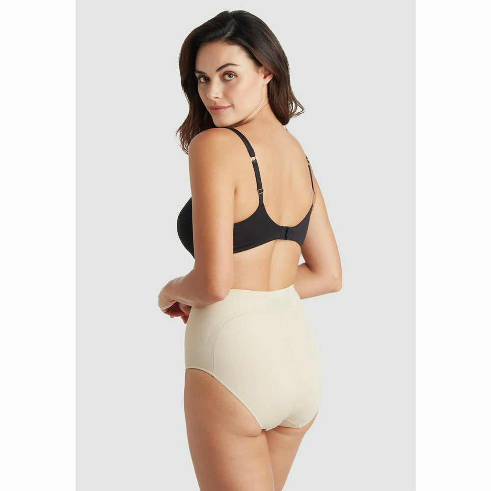 Adjusts To You Waistline Shaping Brief - Style Gallery