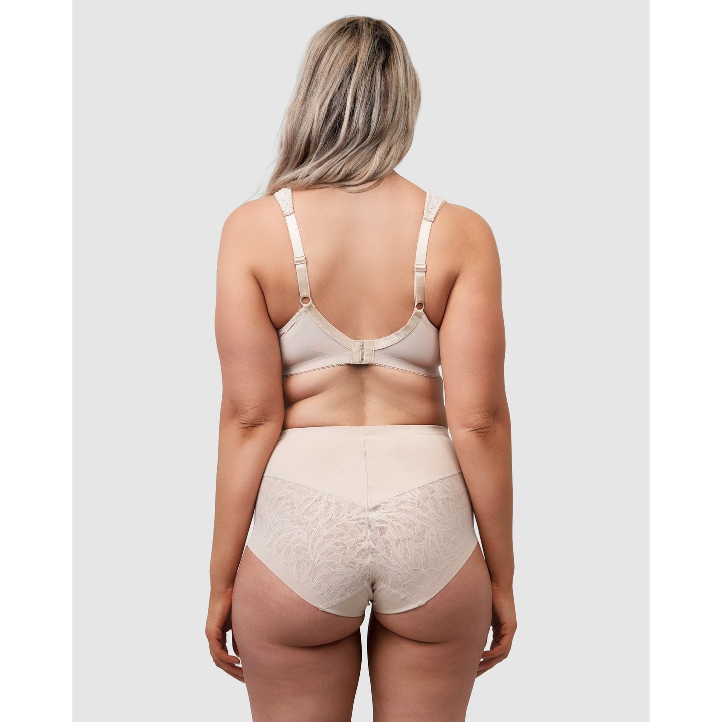 Comfortable Wide Strap Plus Size Wirefree Bra - Style Gallery