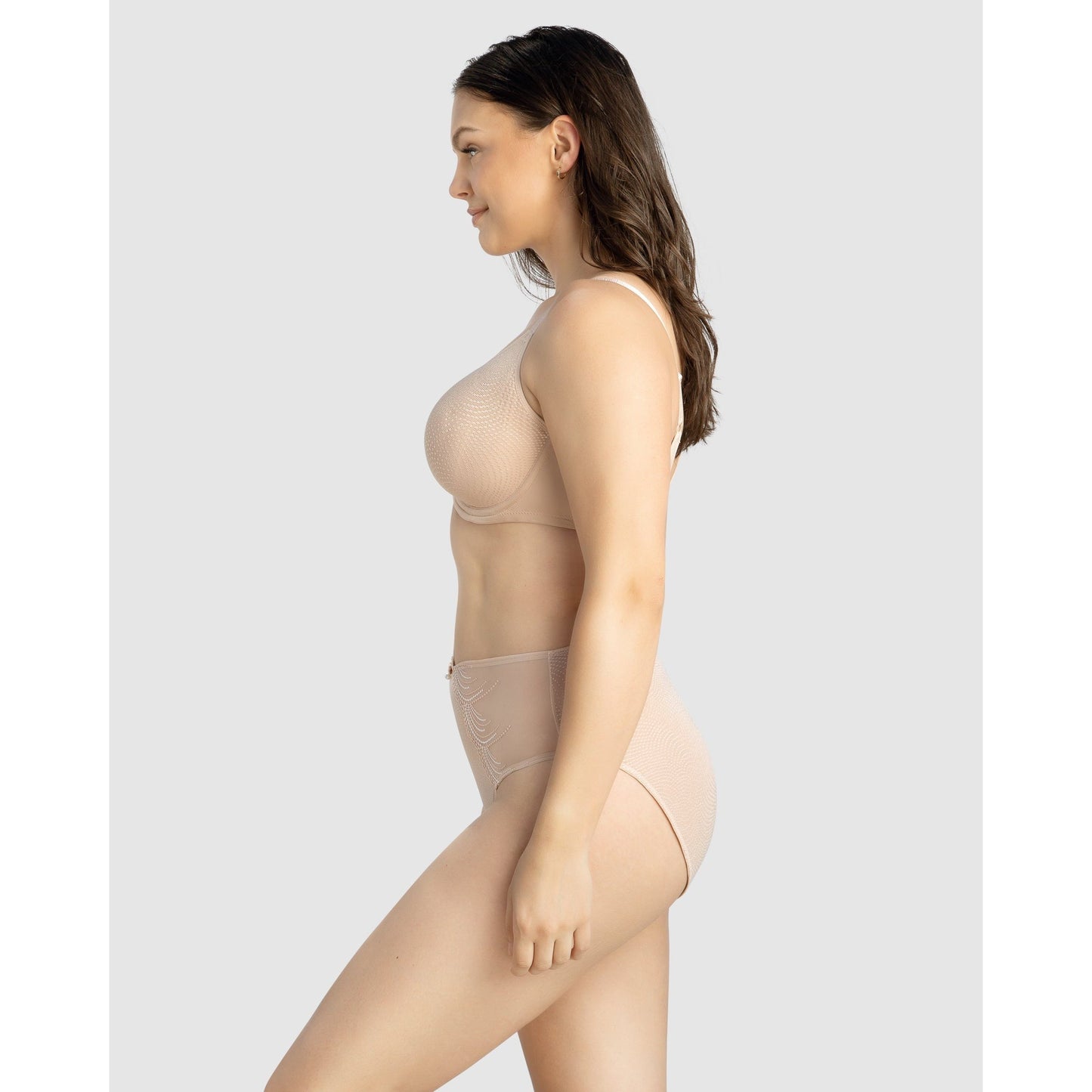 Pearl Underwired Seamless Minimiser Bra - Style Gallery