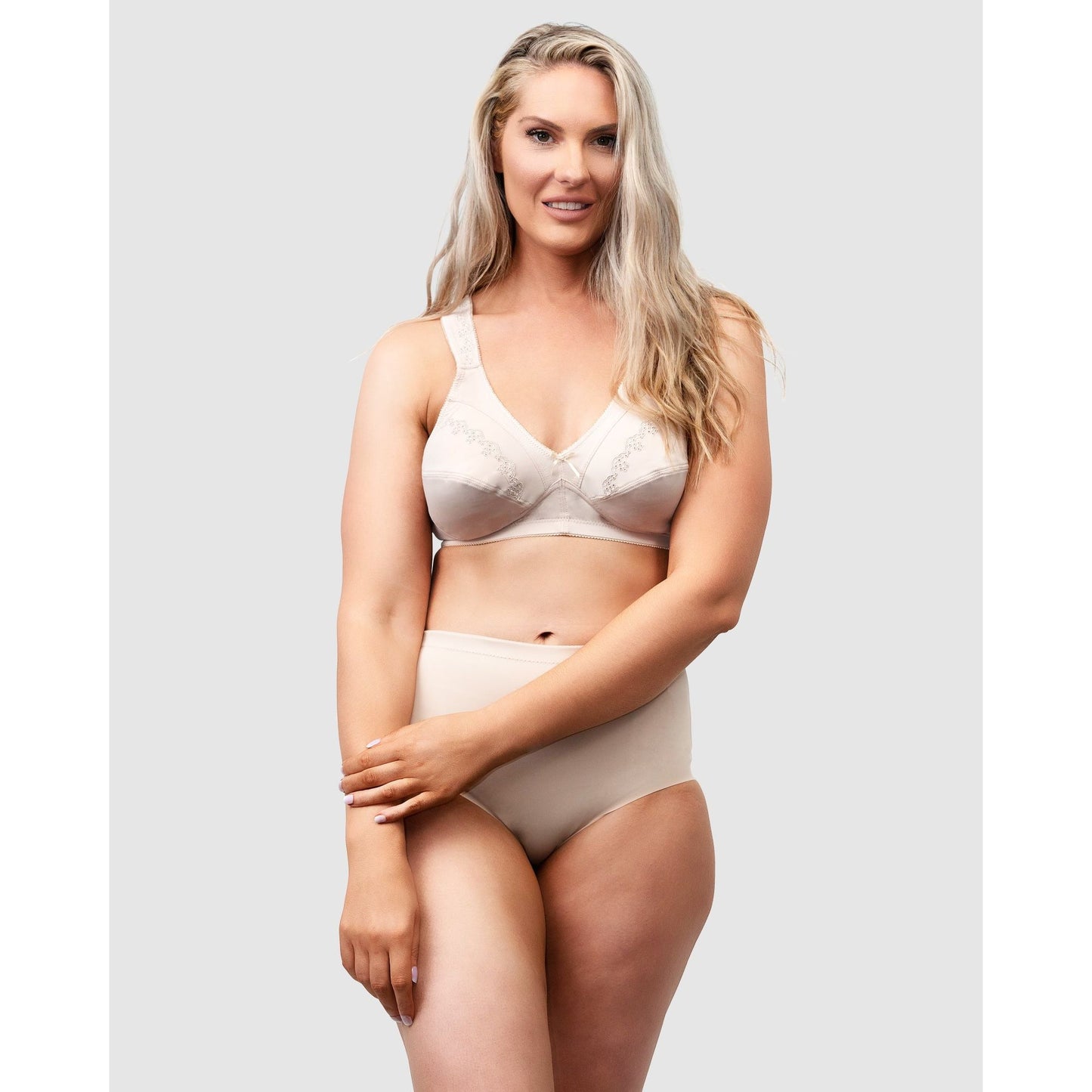 Comfortable Wide Strap Plus Size Wirefree Bra - Style Gallery