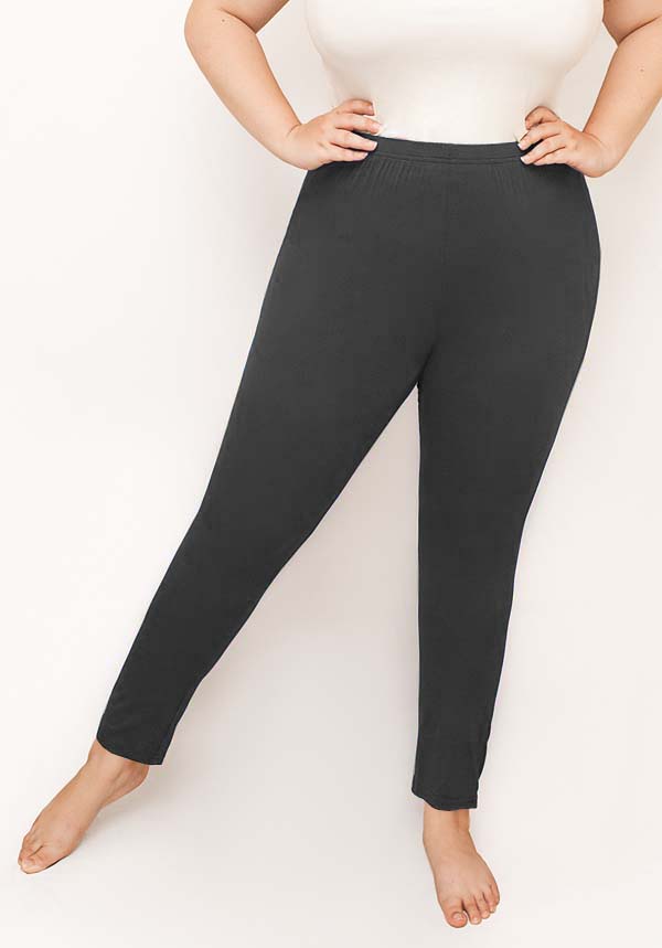 Plus Size Pj Pants Pull On with Tapered Legs Black