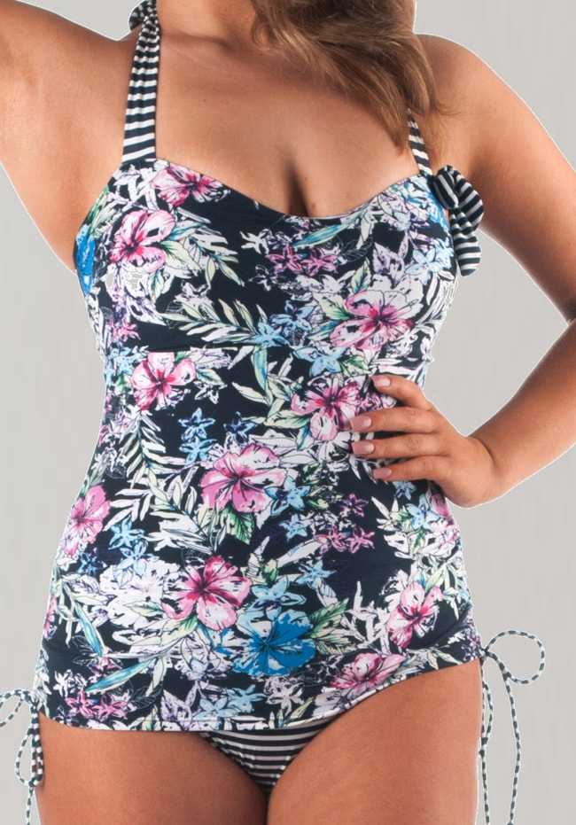 Cruise On Halter Neck Padded Bra Swimsuit